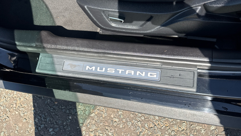 Ford Mustang 2.3 EcoBoost 2dr Auto Petrol Coupe